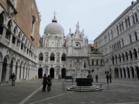 Как провести декабрьский отпуск в Венеции?